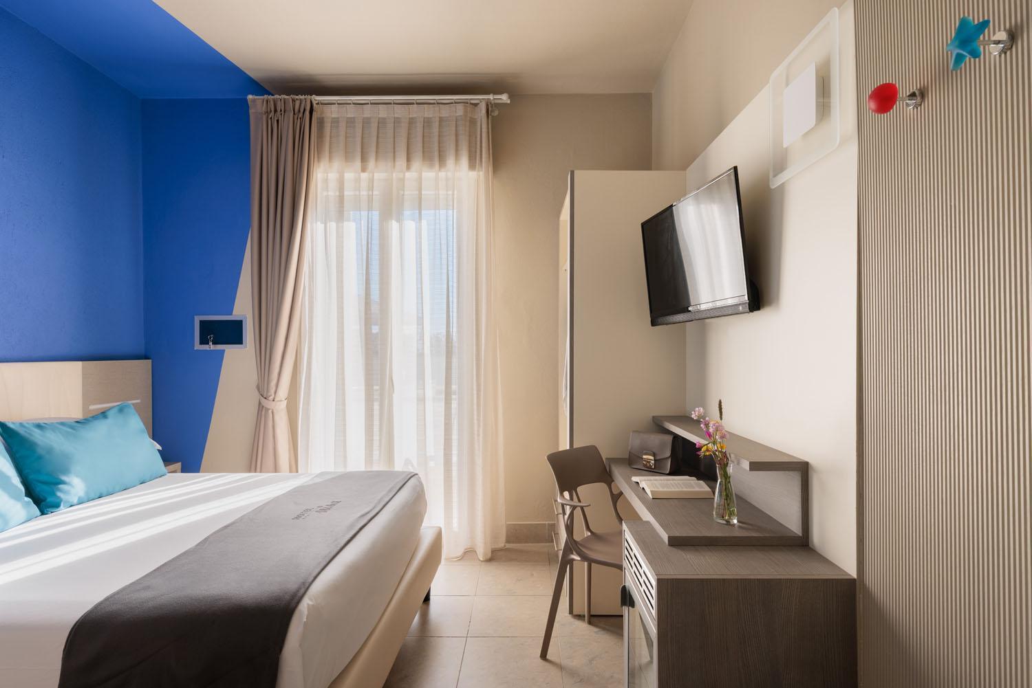 Hotel Nina Marina Di Bibbona Buitenkant foto